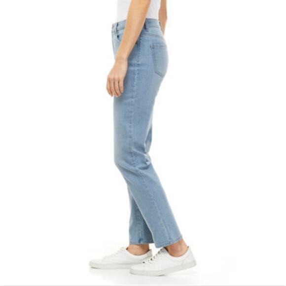 GLORIA VANDERBILT NWT WOMENS AMANDA STRAIGHT DENIM JEANS - Picture 4 of 5